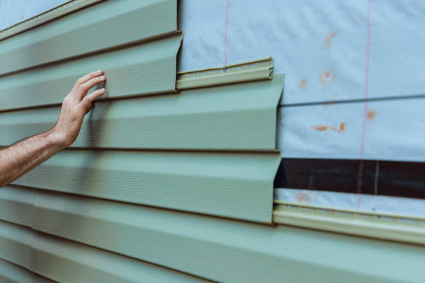 Best Insulated Siding Installation  in Freeland, WA